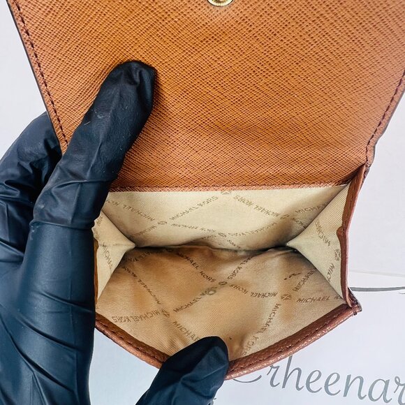 Authentic Michael Kors Hayes Medium Trifold Wallet in Luggage Brown - Picture 8 of 13